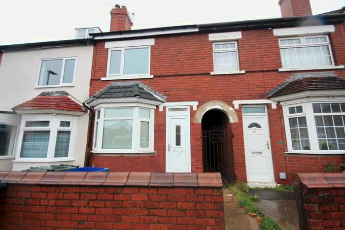 2 Bedroom Terraced House To Rent In Brooke Street, DN1