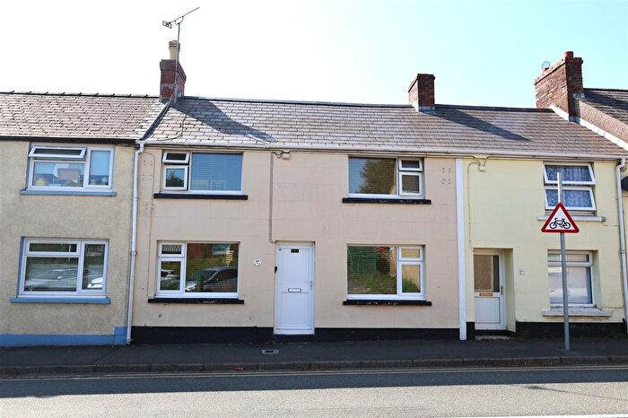 4 Bedroom Terraced House For Sale In Prendergast, Haverfordwest, SA61