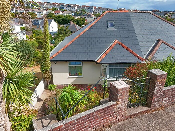 2 Bedroom Semi Detached Bungalow For Sale In Barnfield Road, Paignton, TQ3