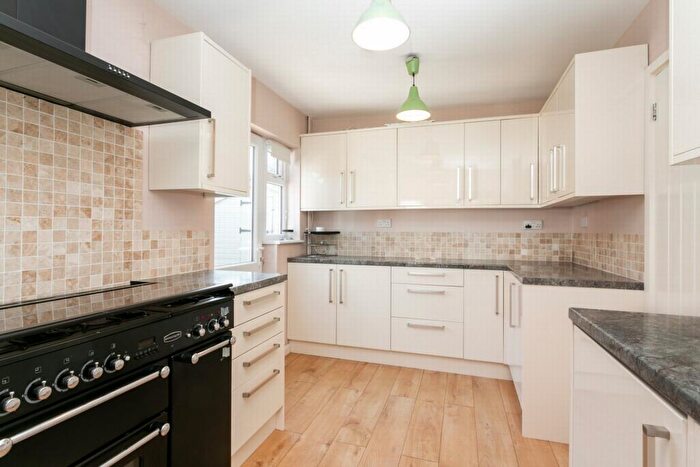 2 Bedroom Bungalow For Sale In Harpswood Lane, Hythe, CT21