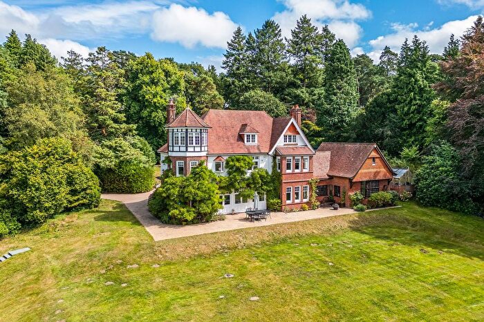 5 Bedroom Detached House For Sale In Hill Side Lane, Hill Brow, GU33