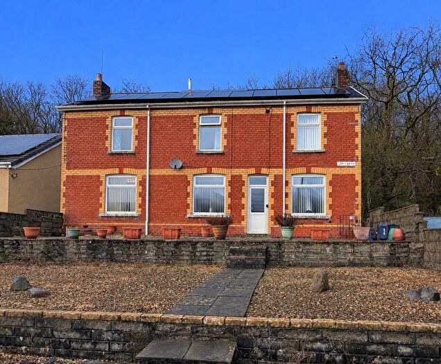 3 Bedroom Detached House For Sale In Lon Y Bryn, Glynneath, Neath, Neath Port Talbot., SA11