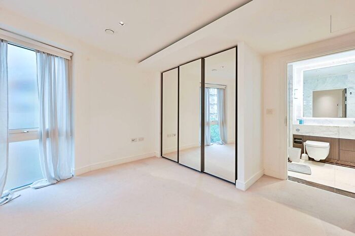 3 Bedroom Flat To Rent In The Kew Bridge Apartments, Kew Bridge, London, TW8