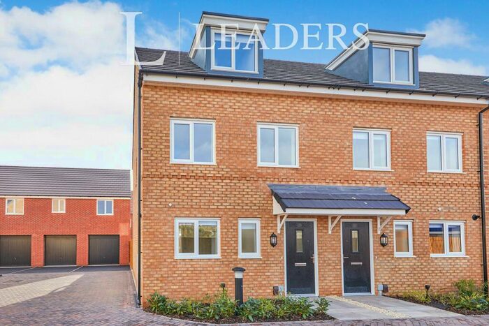 3 Bedroom Semi-Detached House To Rent In Harviston Avenue, NG4