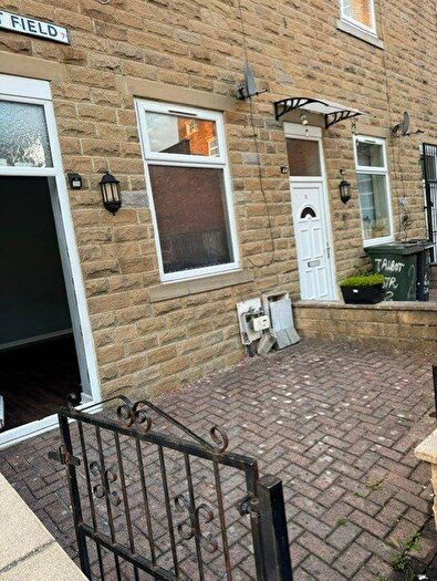 Terraced House To Rent In Talbot Street, Bradford, BD7