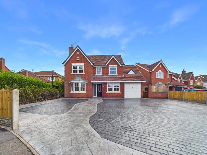 4 Bedroom Detached House To Rent In Woodcote Way, Littleover, DE23