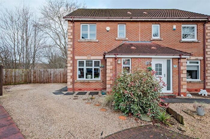 3 Bedroom Semi Detached House For Sale In Birdsfield Street, Hamilton, ML3