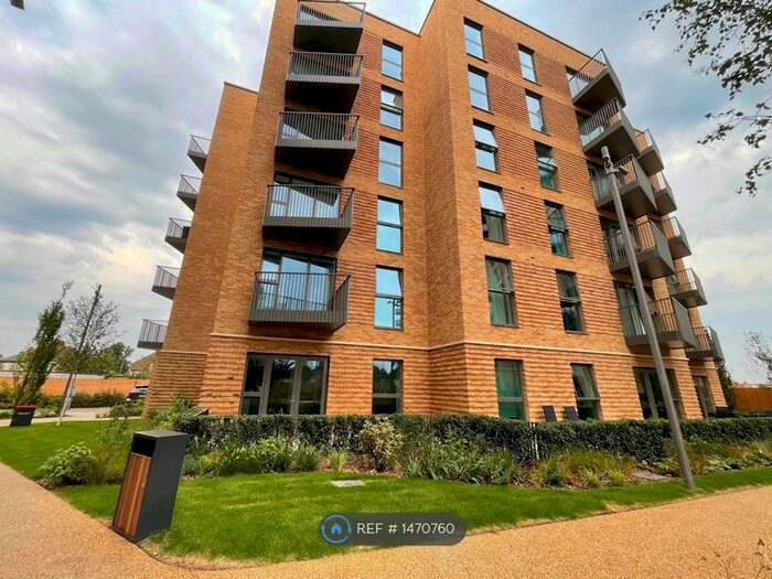 2 Bedroom Flat To Rent In Artesian House, Slough, SL1