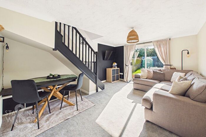 2 Bedroom Terraced House For Sale In Esprit Close, Wymondham, NR18