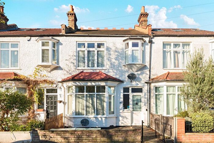 3 Bedroom Terraced House For Sale In Balgowan Road, Beckenham, BR3