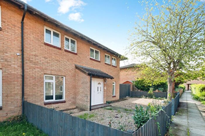 3 Bedroom Semi-Detached House For Sale In Ulyett Place, Milton Keynes, Buckinghamshire, MK6