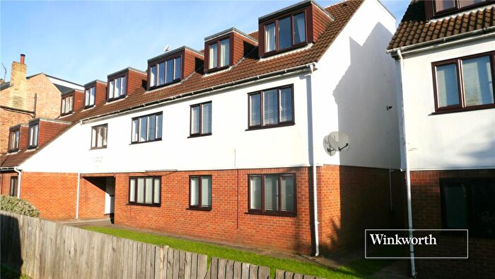 1 Bedroom Apartment To Rent In Sheridan Lodge, Potters Road, New Barnet, EN5