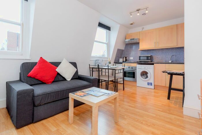 Studio To Rent In Collingham Place, London, SW5