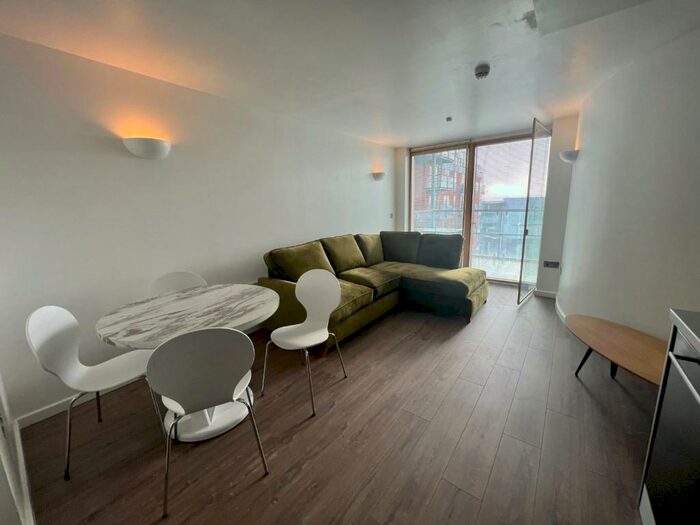 2 Bedroom Apartment To Rent In Wellington Quarter, Wellington Street, Leeds, LS1
