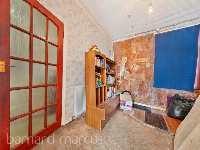 4 Bedroom Terraced House For Sale In Howberry Road, Thornton Heath, CR7