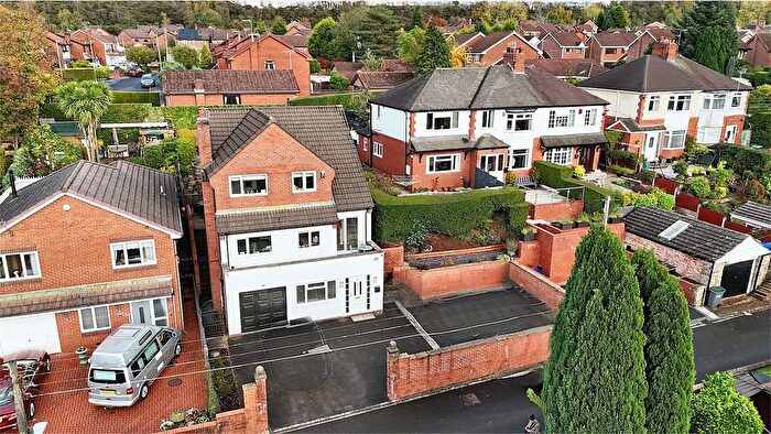4 Bedroom Detached House For Sale In Star Amp; Garter Road, Stoke-On-Trent, ST3