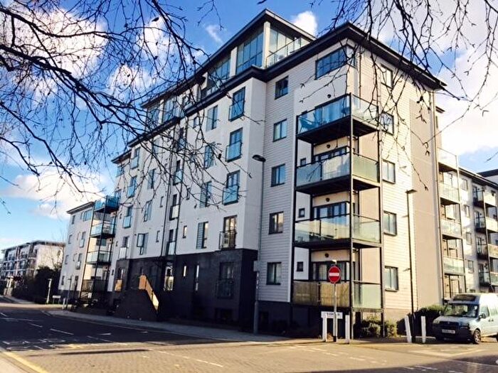 2 Bedroom Apartment To Rent In Columbus House, Southampton, SO14