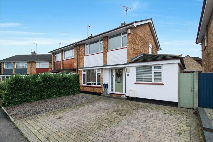 4 Bedroom Semi Detached House For Sale In Chalfont Close, Leigh-on-Sea, Essex, SS9