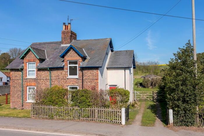 3 Bedroom Semi-Detached House For Sale In Crowood Cottages, Hogg Lane, North Grimston, Malton, YO17