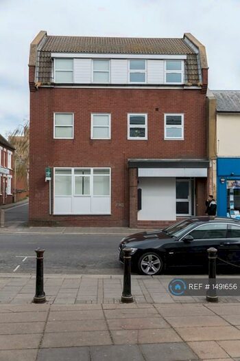 1 Bedroom Flat To Rent In Arjun House, Bedford, MK40