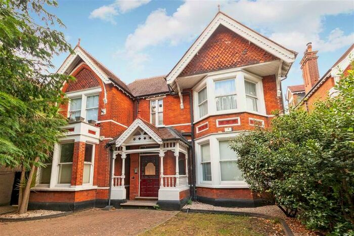 2 Bedroom Flat To Rent In Gunnersbury Avenue, London, W5