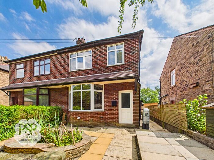 3 Bedroom Semi Detached House For Sale In Watford Bridge Road, New Mills, SK22
