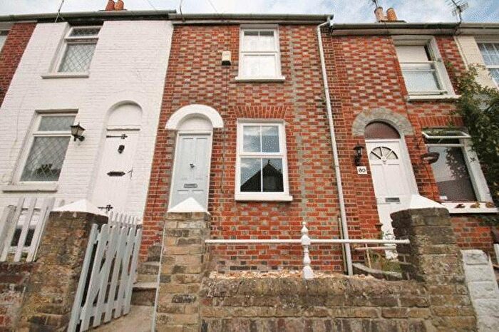 3 Bedroom Terraced House To Rent In Cowes, PO31