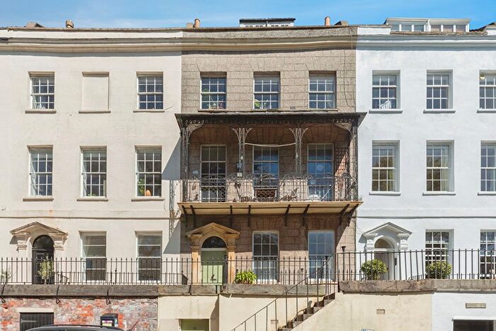 1 Bedroom Flat To Rent In Richmond Terrace, Clifton, Bristol, BS8