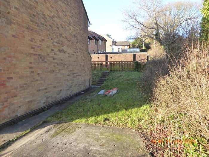 2 Bedroom End Of Terrace House To Rent In Bryn Gorwel, Carmarthen, SA31