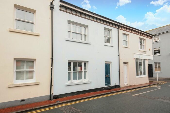 2 Bedroom Terraced House To Rent In Gloucester Road, Brighton, BN1
