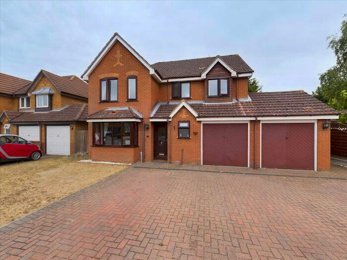 4 Bedroom Detached House To Rent In Fox Lea, Ipswich, IP5
