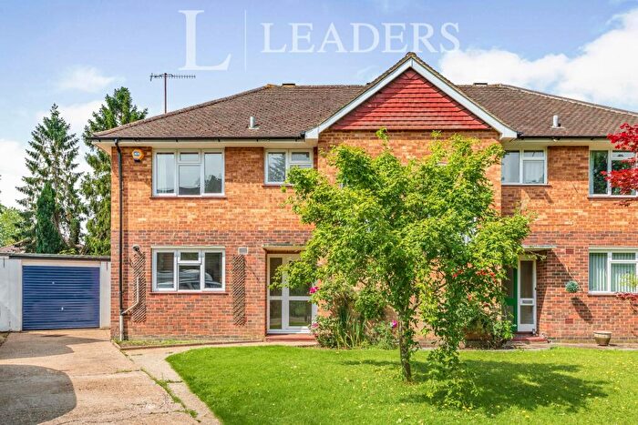 3 Bedroom Semi-Detached House To Rent In Hatchgate, Horley, RH6