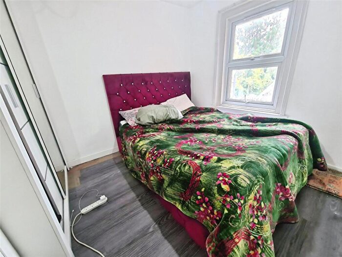 1 Bedroom Flat To Rent In Lodge Road, Southampton, Hampshire, SO14