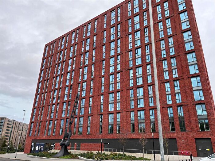 2 Bedroom Apartment For Sale In Wharf End, Trafford Park, Manchester, M17