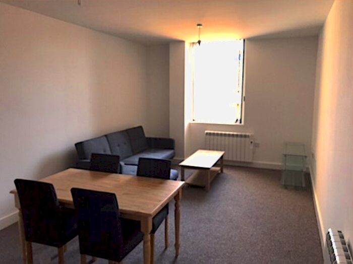 1 Bedroom Flat To Rent In King Cross Street, Hlaifax, HX1