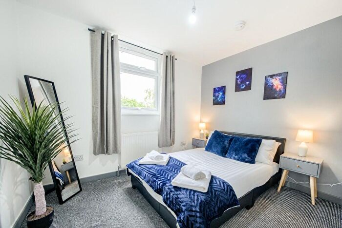 7 Bedroom Terraced House To Rent In Hen Lane, Coventry, West Midlands, CV6