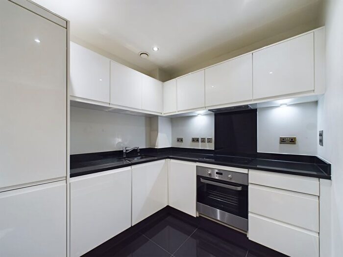 2 Bedroom Flat For Sale In Guardian Avenue, London, NW9