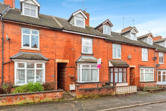 3 Bedroom Terraced House For Sale In Houghton Road, Grantham, NG31