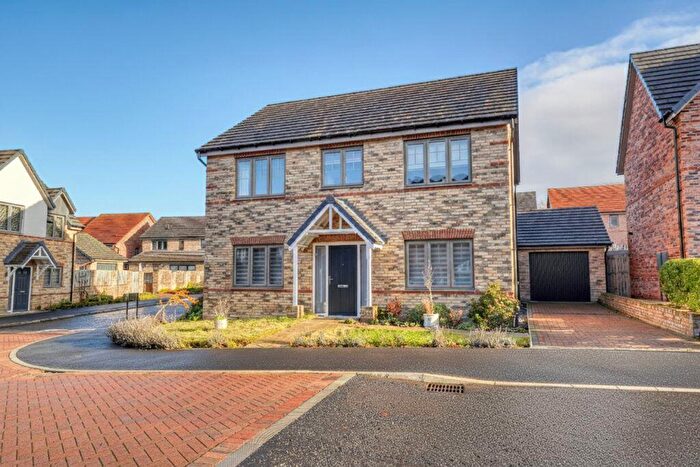 4 Bedroom Detached House For Sale In Primrose Drive, Sunniside, NE16