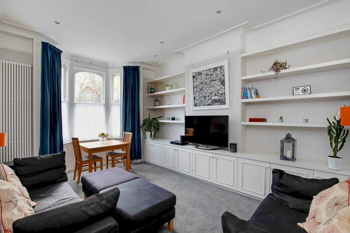 2 Bedroom Flat To Rent In Pulross Road, London, SW9