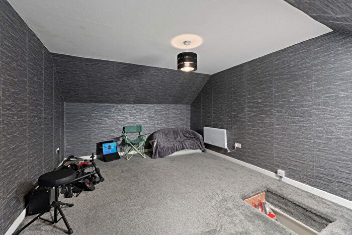 2 Bedroom Flat For Sale In High Street, Tranent, EH33