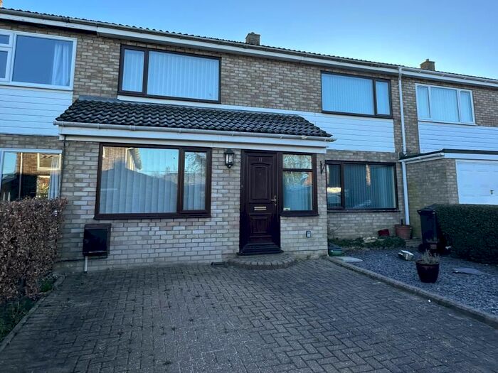 4 Bedroom Terraced House For Sale In Manor Crescent, Hardwick, Cambridge, CB23