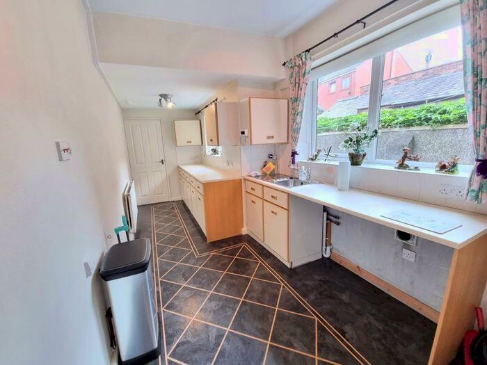 3 Bedroom End Of Terrace House For Sale In Blackwell Road, Carlisle, CA2
