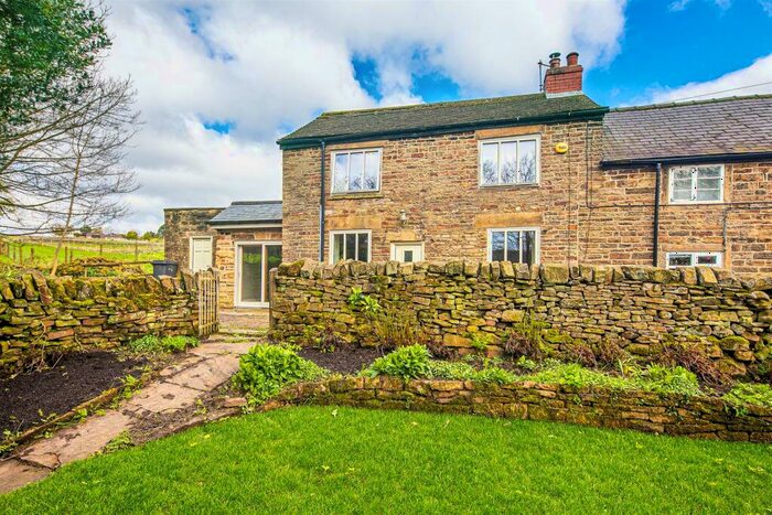 2 Bedroom House For Sale In Workhouse Green, Mayfield Valley, S10