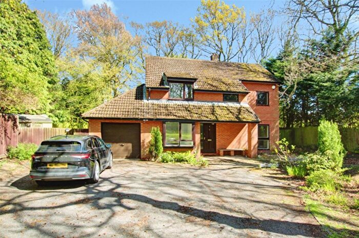4 Bedroom Detached House For Sale In Woodland Close, Bearpark, Durham, DH7