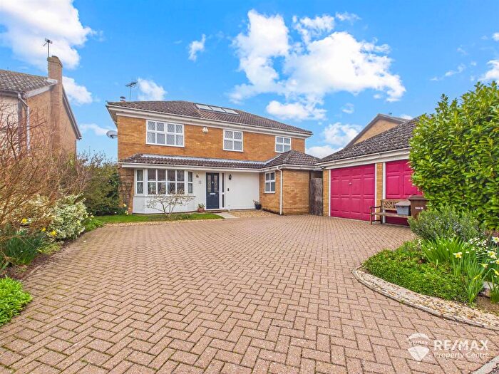 4 Bedroom Detached House For Sale In Beech Grove, Little Oakley, Harwich, CO12