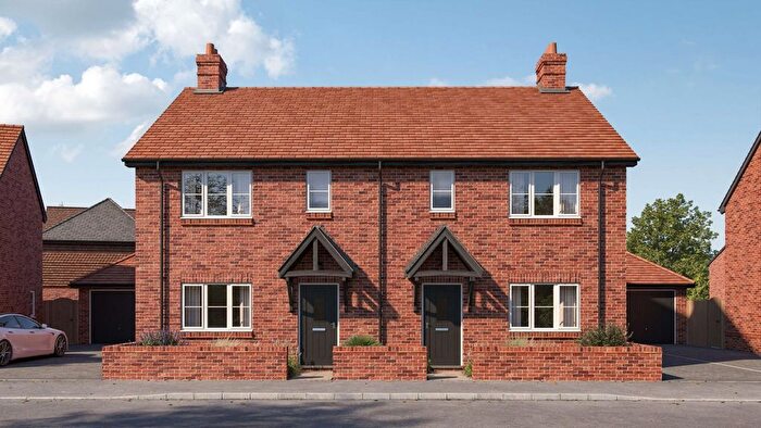 3 Bedroom Semi-Detached House For Sale In Everton Road, Hordle, Lymington, SO41