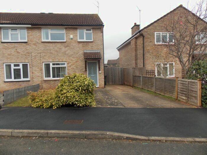 3 Bedroom Semi-Detached House To Rent In Burbank Close, Bristol, BS30