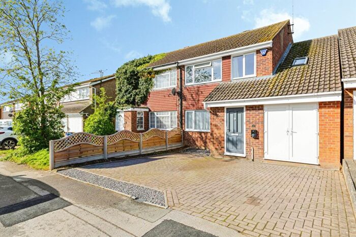 4 Bedroom Semi-Detached House For Sale In Smitherway, Bugbrooke, Northampton, NN7