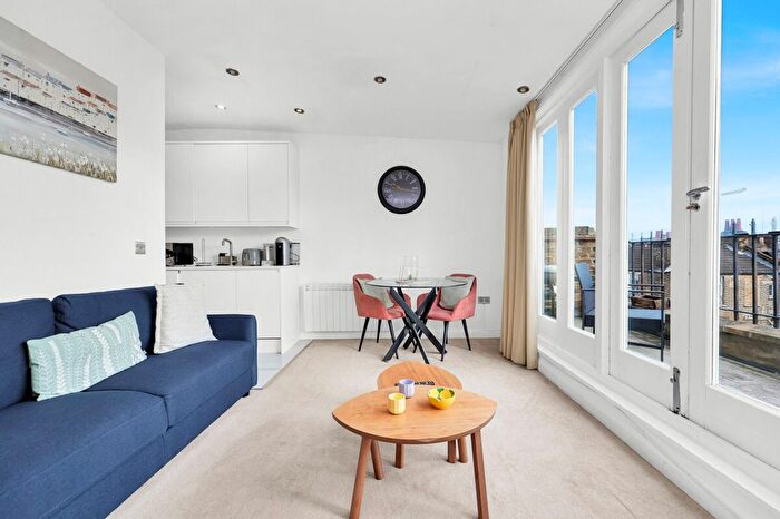 1 Bedroom Flat To Rent In Spitalfields, E1